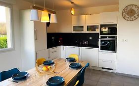 Agréable maison moderne, entre campagne et mer !